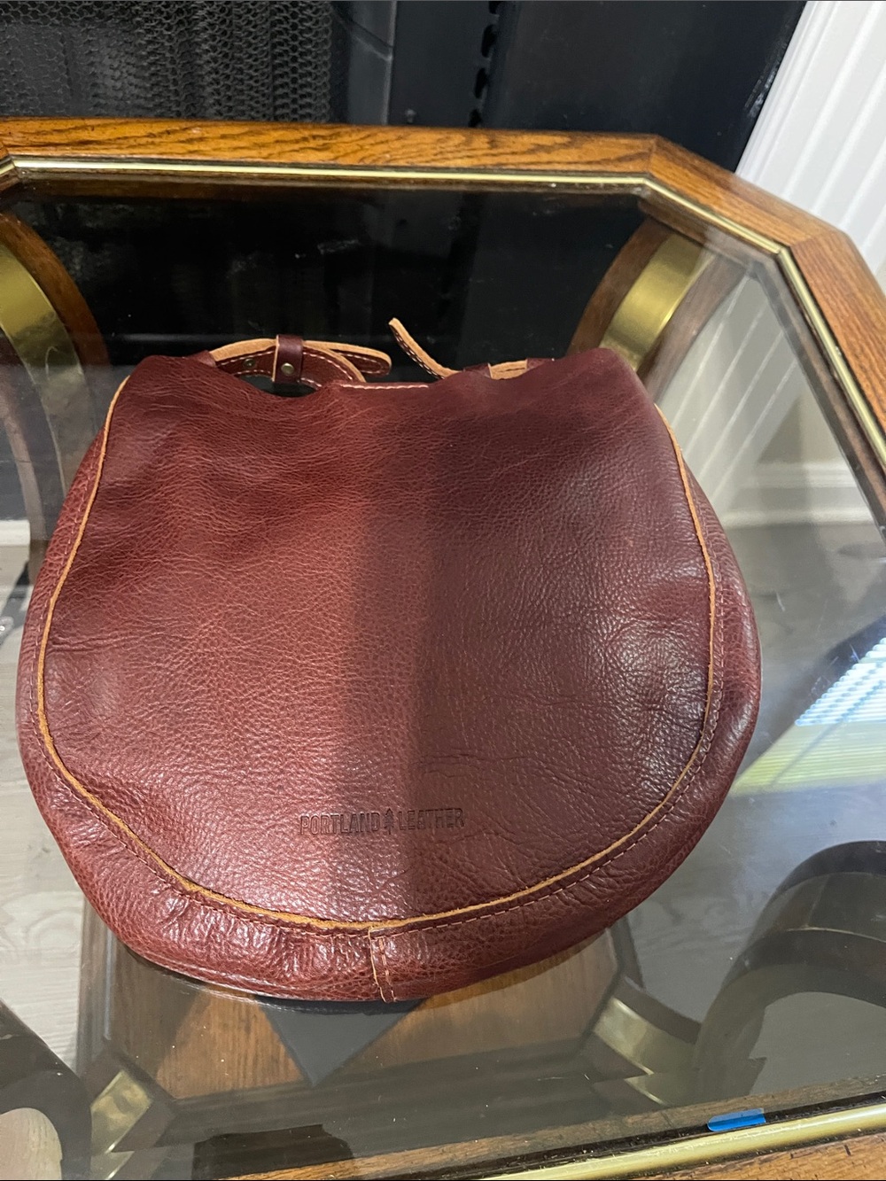 Portland Leather Burgundy Leather Messenger Bag with Tan Piping - Picture 3 of 10